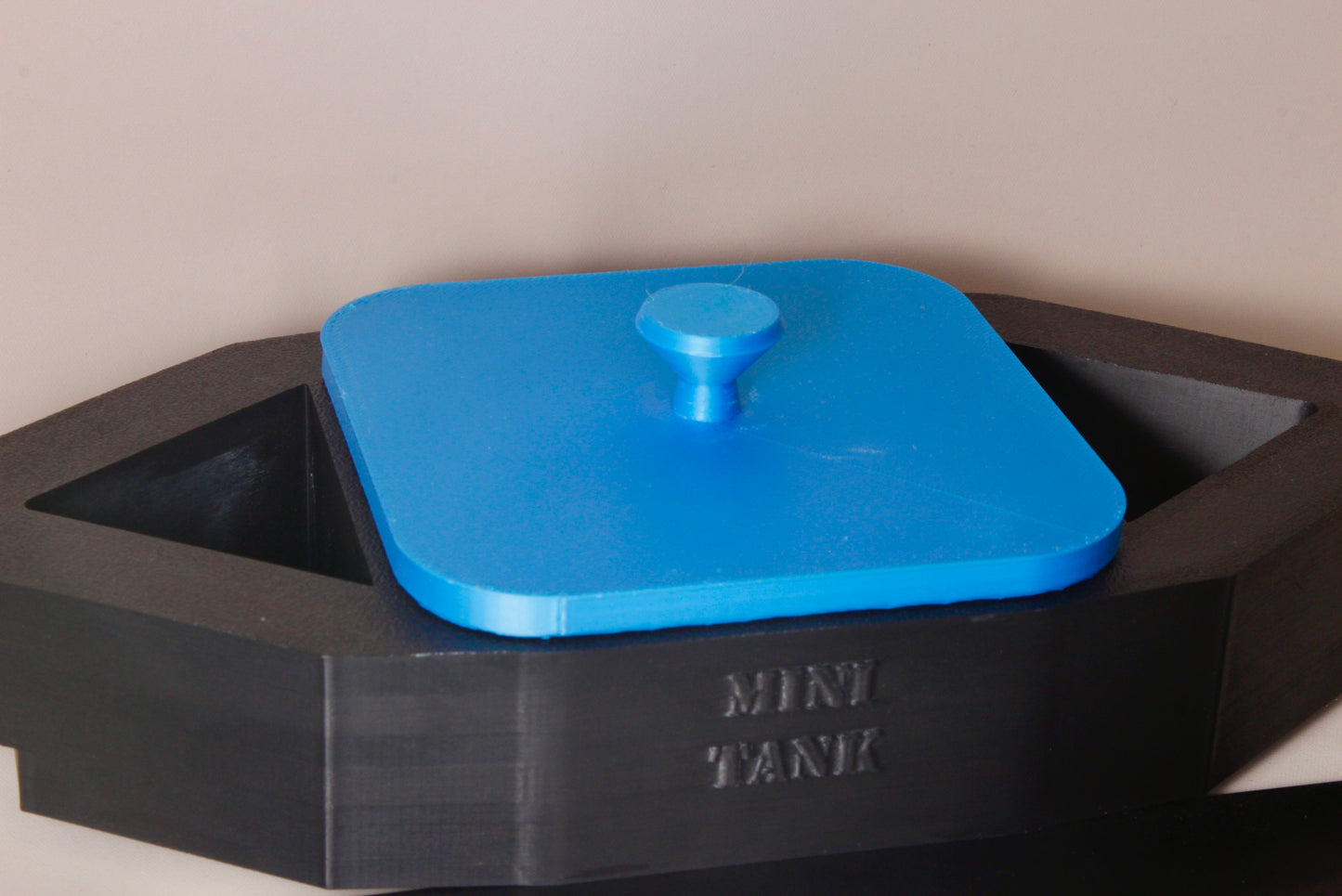 Tampa do Vat Reduzido - Mini tank